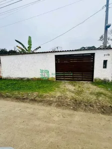Fazenda / Sítio / Chácara com 4 Quartos à venda, 225m² no Balneario Santa Eugenia, Mongaguá