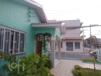Casa com 3 Quartos à venda, 137m² no Niterói, Canoas
