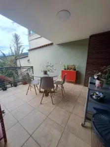 Casa com 3 Quartos à venda, 100m² no Centro, Raposos