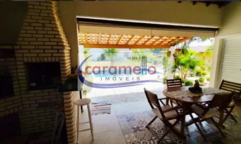 Fazenda / Sítio / Chácara com 3 Quartos à venda, 150m² no City Castello, Mairinque