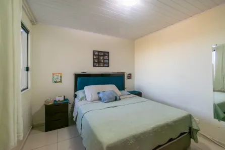 Sobrado com 3 Quartos à venda, 103m² no Itaqui, Campo Largo