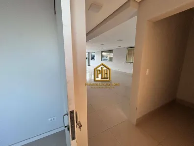 Loja / Salão / Ponto Comercial para alugar, 180m² no Conjunto Habitacional José Barnet Y Vives, Atibaia
