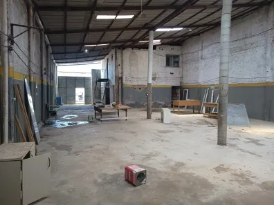 Galpão / Depósito / Armazém à venda, 324m² no Marcelo Deda, São Cristóvão