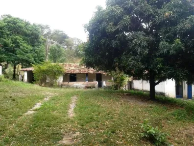 Fazenda / Sítio / Chácara com 3 Quartos à venda, 250m² no Bom Destino, Santa Luzia
