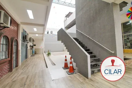 Loja / Salão / Ponto Comercial à venda, 53m² no Centro, Curitiba