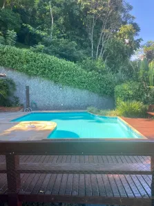 Casa de Condomínio com 3 Quartos para alugar, 390m² no Itaipu, Niterói