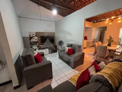 Casa com 3 Quartos à venda, 80m² no Palestina, Aracaju