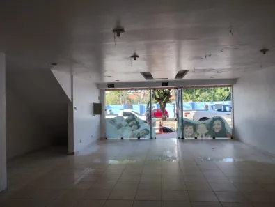 Loja / Salão / Ponto Comercial para alugar, 106m² no Santa Clara, Santarém