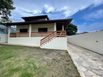 Casa com 5 Quartos para alugar, 406m² no Centro, Quatro Barras