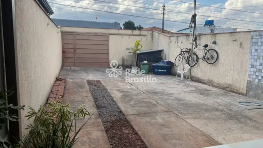 Casa de Condomínio com 3 Quartos à venda, 238m² no Setor Habitacional Contagem, Brasília