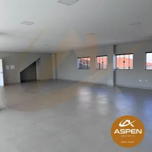 Loja / Salão / Ponto Comercial para alugar, 224m² no Centro, Arapongas