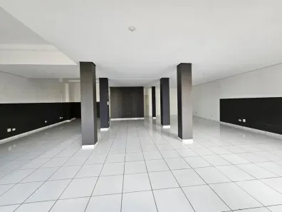 Loja / Salão / Ponto Comercial para alugar, 180m² no Centro, Apucarana