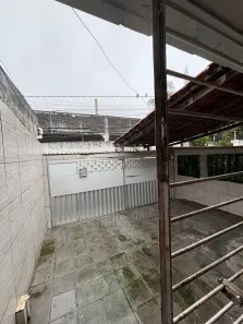 Casa com 2 Quartos para alugar, 80m² no Torre, Recife