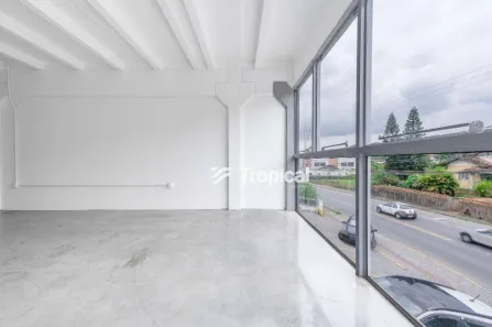 Conjunto Comercial / Sala para alugar, 50m² no Velha Central, Blumenau