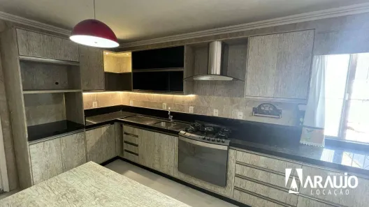 Casa de Condomínio com 3 Quartos para alugar, 150m² no Centro, Navegantes