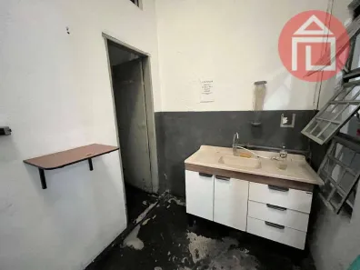 Galpão / Depósito / Armazém para alugar, 200m² no Vila Santa Cristina, Bragança Paulista