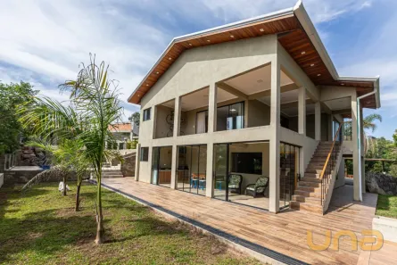 Fazenda / Sítio / Chácara com 3 Quartos à venda, 480m² no , Rio Branco do Sul
