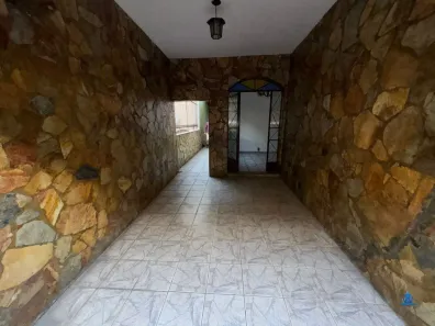 Casa com 9 Quartos para alugar, 240m² no Guadalajara (Justinópolis), Ribeirão das Neves