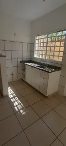 Kitnet com 2 Quartos para alugar, 35m² no Jardim América, Goiânia