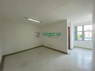 Conjunto Comercial / Sala à venda, 35m² no Centro, Betim