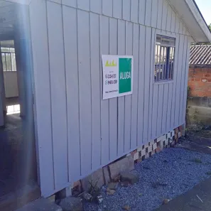 Casa com 2 Quartos para alugar, 20m² no Guarani, Colombo