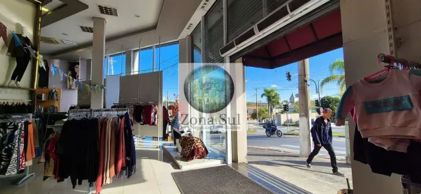 Loja / Salão / Ponto Comercial para alugar, 370m² no Vila Dominguinho, Votorantim
