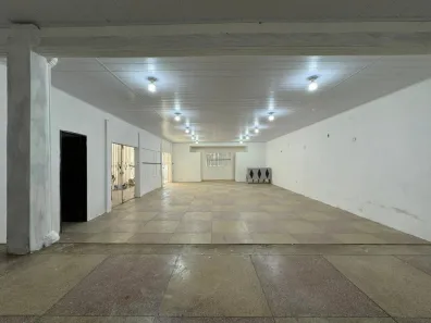 Loja / Salão / Ponto Comercial com 1 Quarto à venda, 100m² no , Condado