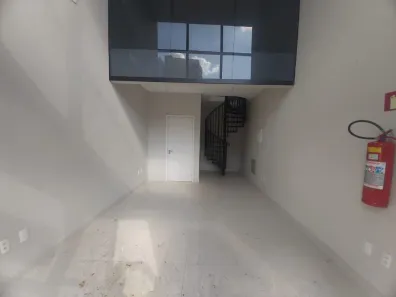 Loja / Salão / Ponto Comercial para alugar, 25m² no Centro, Marília