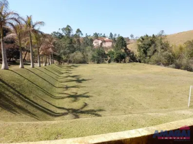 Fazenda / Sítio / Chácara com 2 Quartos à venda, 550m² no , Igaratá