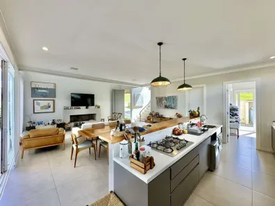 Casa de Condomínio com 4 Quartos para venda ou aluguel, 408m² no Jardim do Golf I, Jandira