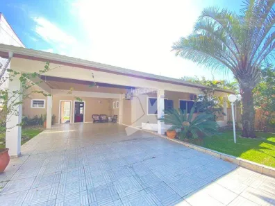 Casa com 3 Quartos para alugar, 250m² no , Pontal do Paraná