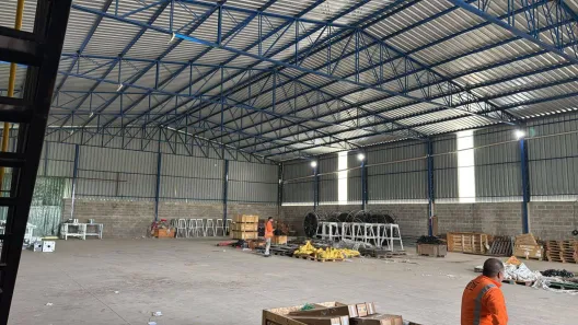 Galpão / Depósito / Armazém para alugar, 2900m² no Piracangaguá, Taubaté