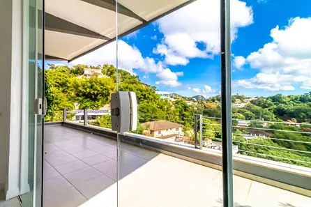 Casa de Condomínio com 4 Quartos à venda, 436m² no Vila Progresso, Niterói