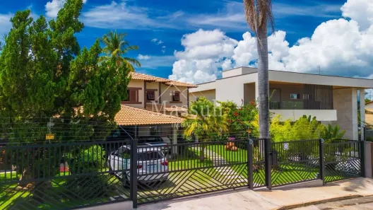 Casa com 6 Quartos para venda ou aluguel, 833m² no Setor de Habitações Individuais Sul, Brasília