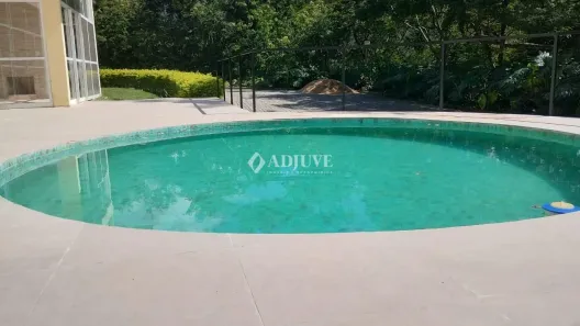 Flat com 1 Quarto à venda, 47m² no Itaipava, Petrópolis