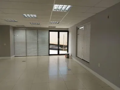 Conjunto Comercial / Sala para alugar, 80m² no Jardim Haruji, Jaguariúna