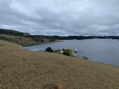Fazenda / Sítio / Chácara com 2 Quartos para alugar, 50000m² no Espirito Santo, Paraibuna