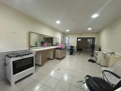 Loja / Salão / Ponto Comercial à venda, 65m² no Centro, Nilópolis
