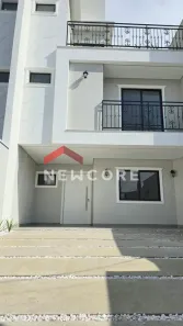 Sobrado com 3 Quartos à venda, 205m² no Armação, Penha