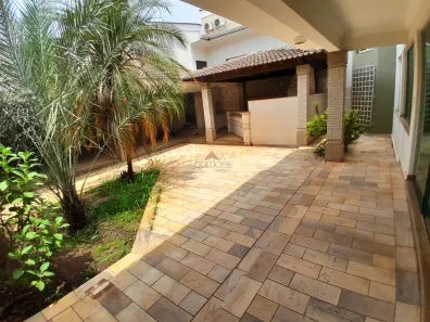 Sobrado com 4 Quartos para alugar, 592m² no Jardim Nova Yorque, Araçatuba