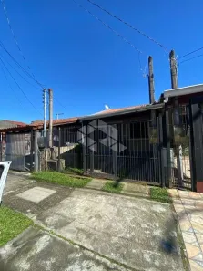 Casa com 2 Quartos para alugar, 135m² no Hípica, Porto Alegre