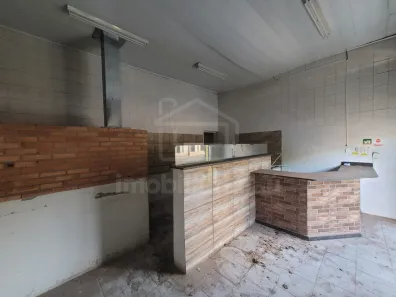 Loja / Salão / Ponto Comercial para alugar, 40m² no Chácara Braz Miraglia, Jaú