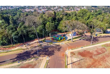 Terreno / Lote / Condomínio à venda, 200m² no Jardim Coopagro, Toledo