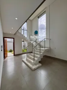 Sobrado com 4 Quartos à venda, 249m² no Setor Cristina II, Trindade