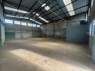Galpão / Depósito / Armazém à venda, 360m² no Jardim Canadá, Nova Lima