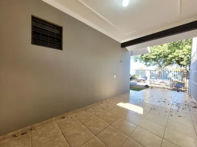 Casa com 3 Quartos para alugar, 100m² no Jardim Licce, Maringá
