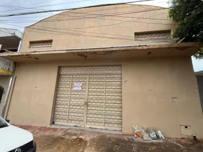 Loja / Salão / Ponto Comercial para alugar, 250m² no Alvorada, Sertãozinho