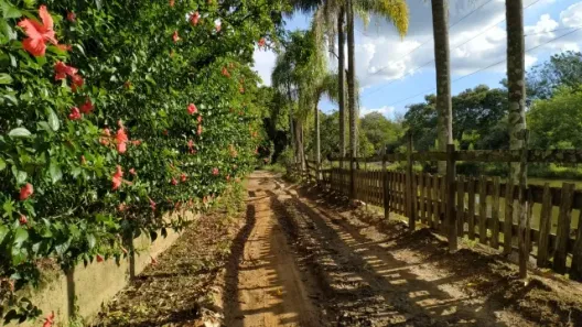 Fazenda / Sítio / Chácara com 2 Quartos à venda, 91960m² no Centro, Capivari
