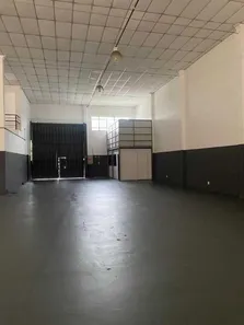 Galpão / Depósito / Armazém à venda, 600m² no Jardim Lago Azul, Louveira