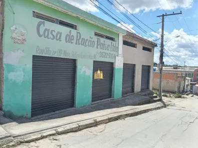 Loja / Salão / Ponto Comercial à venda, 360m² no Novo Retiro, Esmeraldas